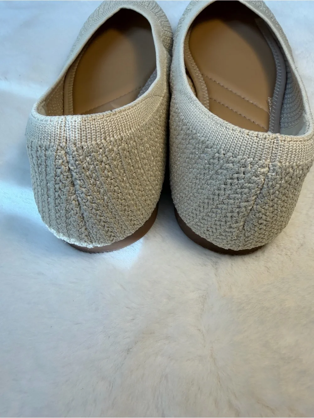 Kelly & Katie Beige with Gold Threads Knit Pointed-Toe Ballet Flats Size 9W